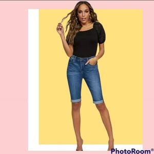 Levi's Classic Bermuda Shorts 30.